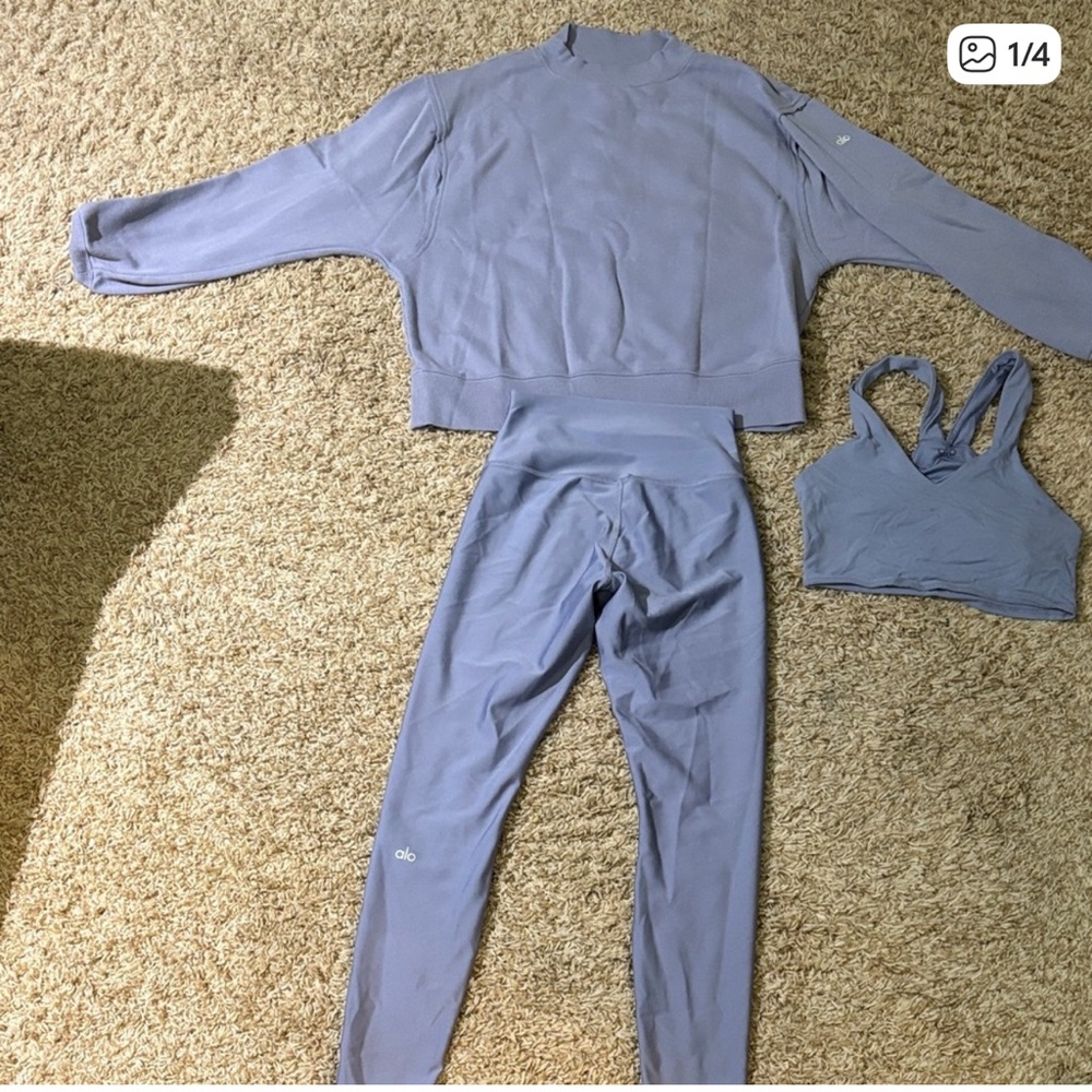 ALO Yoga Lavender Workout Ensemble